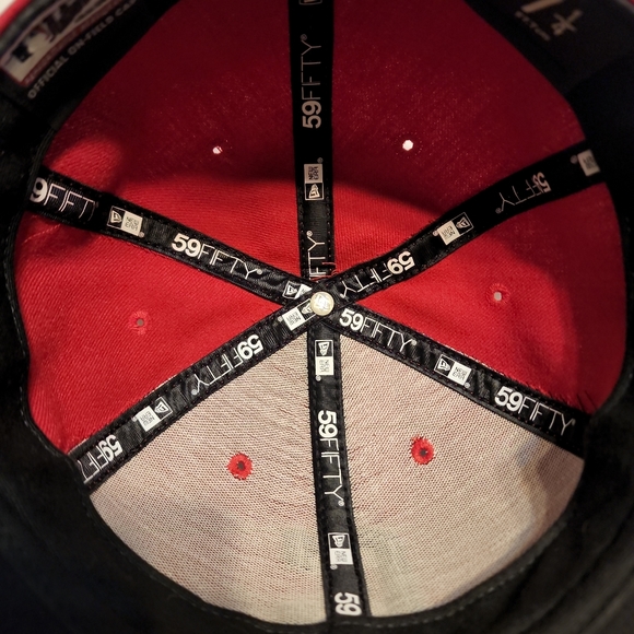 Cleveland Indians 7 1/4 Alt Red Hat - Picture 8 of 9